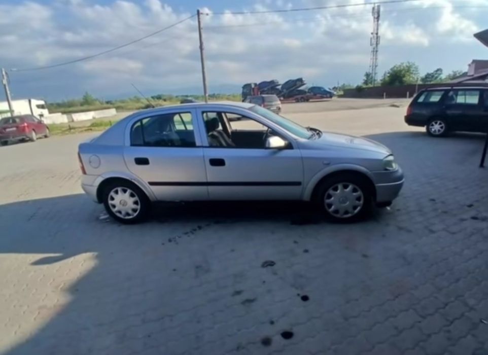 Vând sau schimb Opel Astra g 17 dti