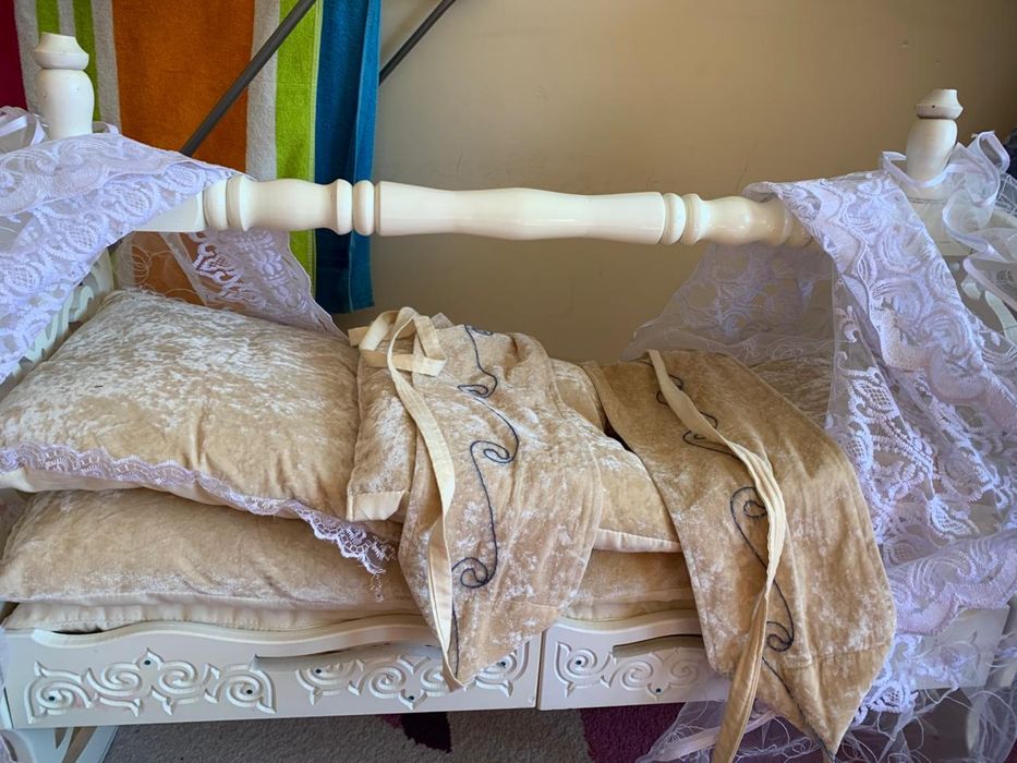 Бесік   сатылады