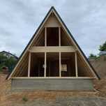 Casa pe structura metalica sau A frame