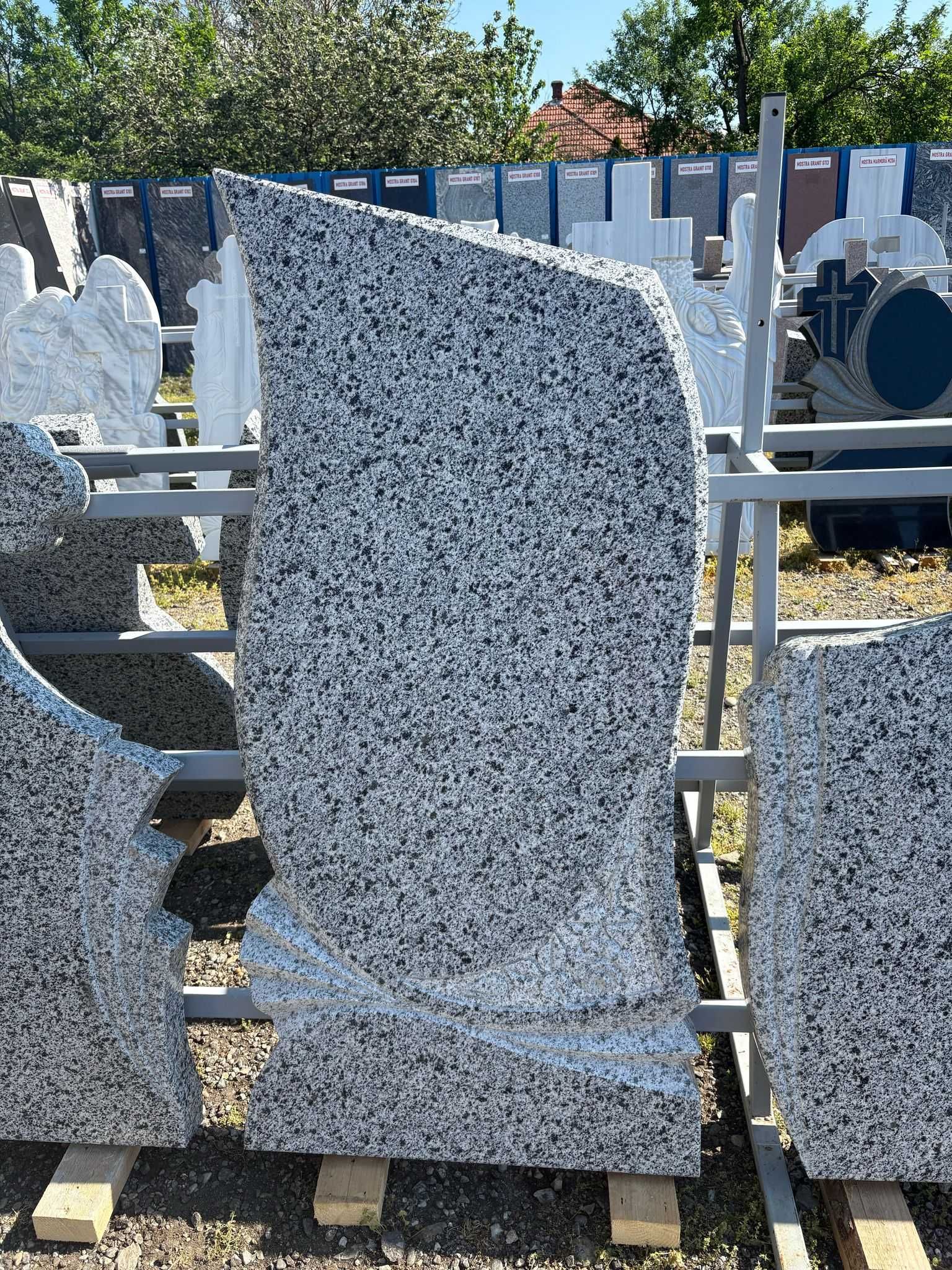 Monumente funerare 15% reducere