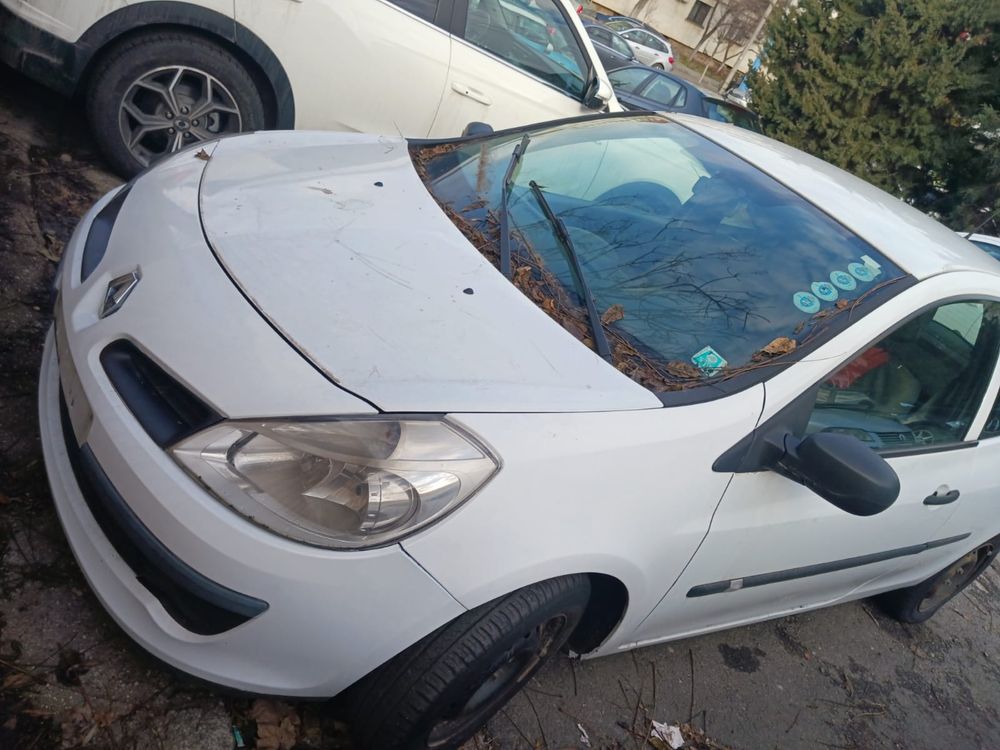 Dezmembrez renault clio 3 motorina