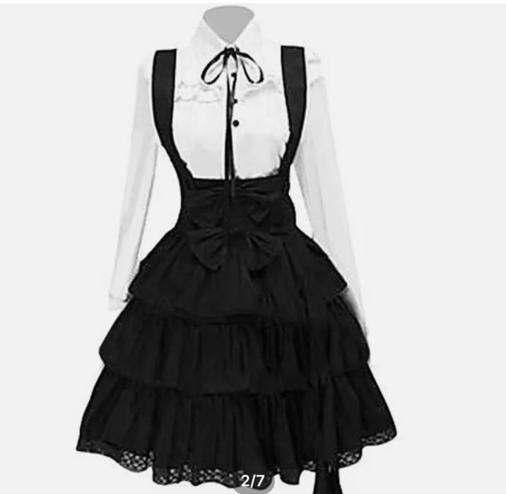 Цельное платье Лолита, очень удобное. Школьная форма