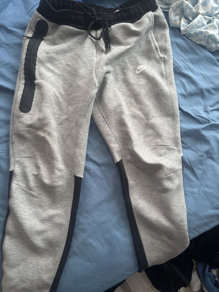 Nike tech fleece