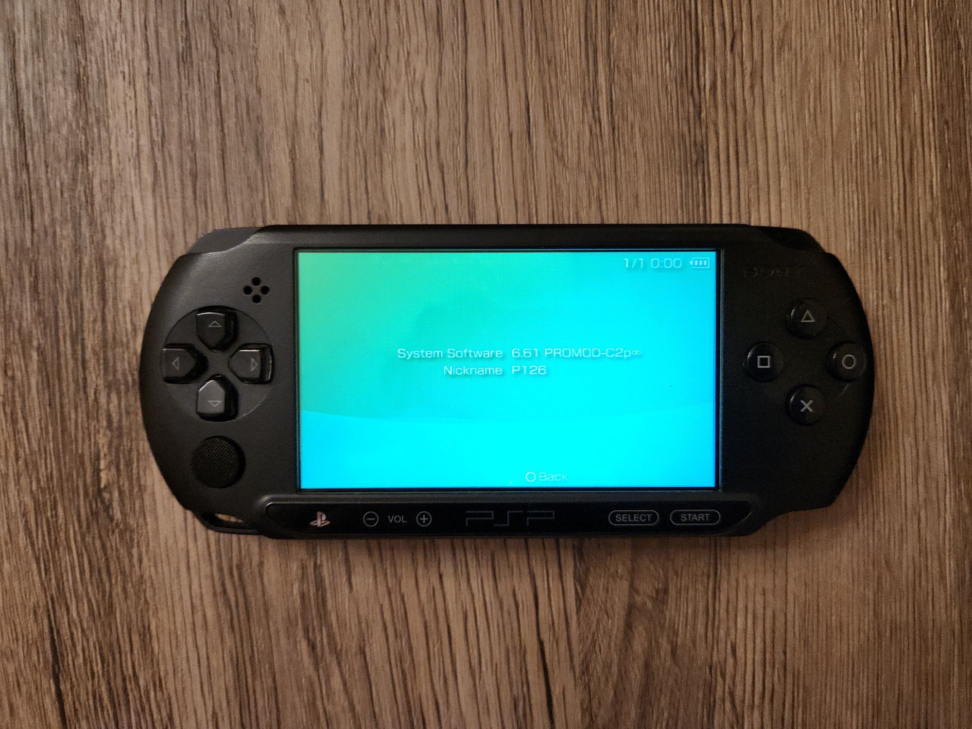 PlayStation Portabil (PSP) Street (E1004) - modat, complet fct., 64GB