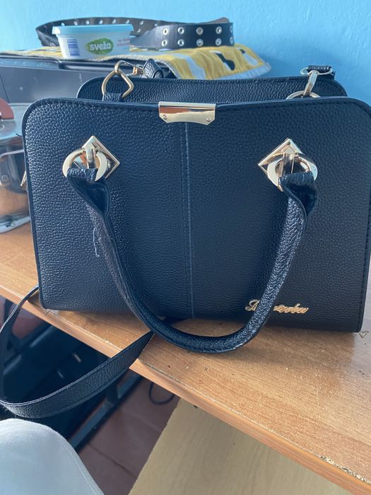 продам сумку женскую