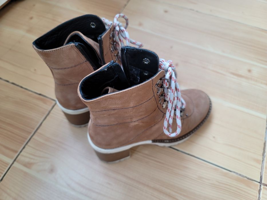 Ghete de iarna piele intoarsa