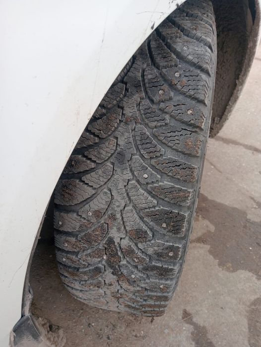 Обменяю комплект шин на зимние R15, 185/60