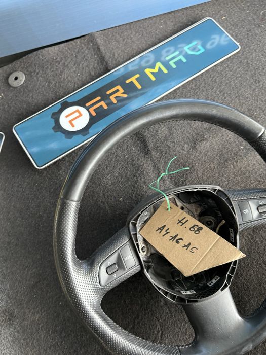 TOP! Волан Audi A5 А4 А6 волан и мулти бутони 8K 4F ном 88 Ауди