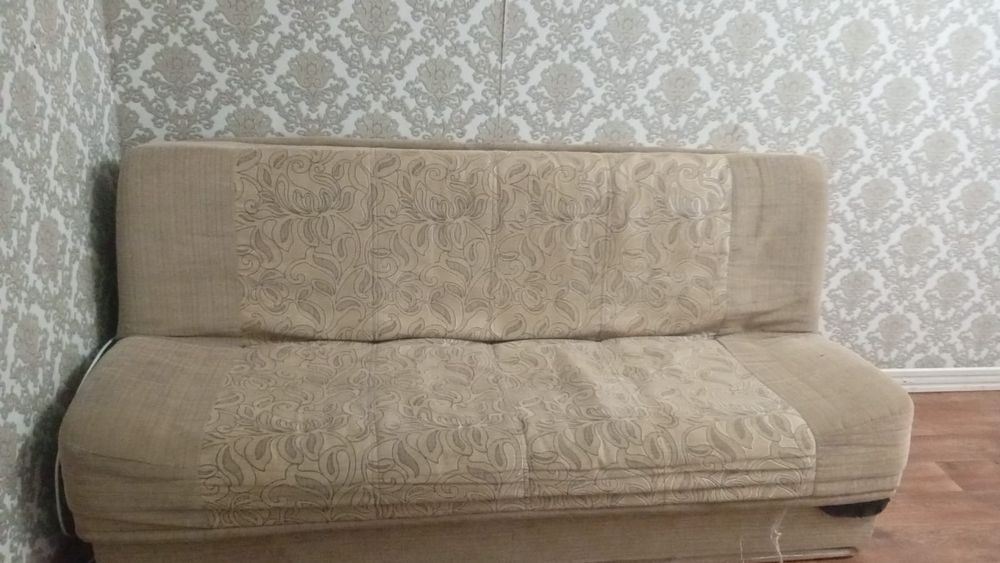 Диван продается срочно