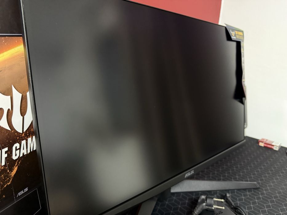 Monitor Gaming LED IPS ASUS TUF 27", 144Hz, 1ms, 1440p