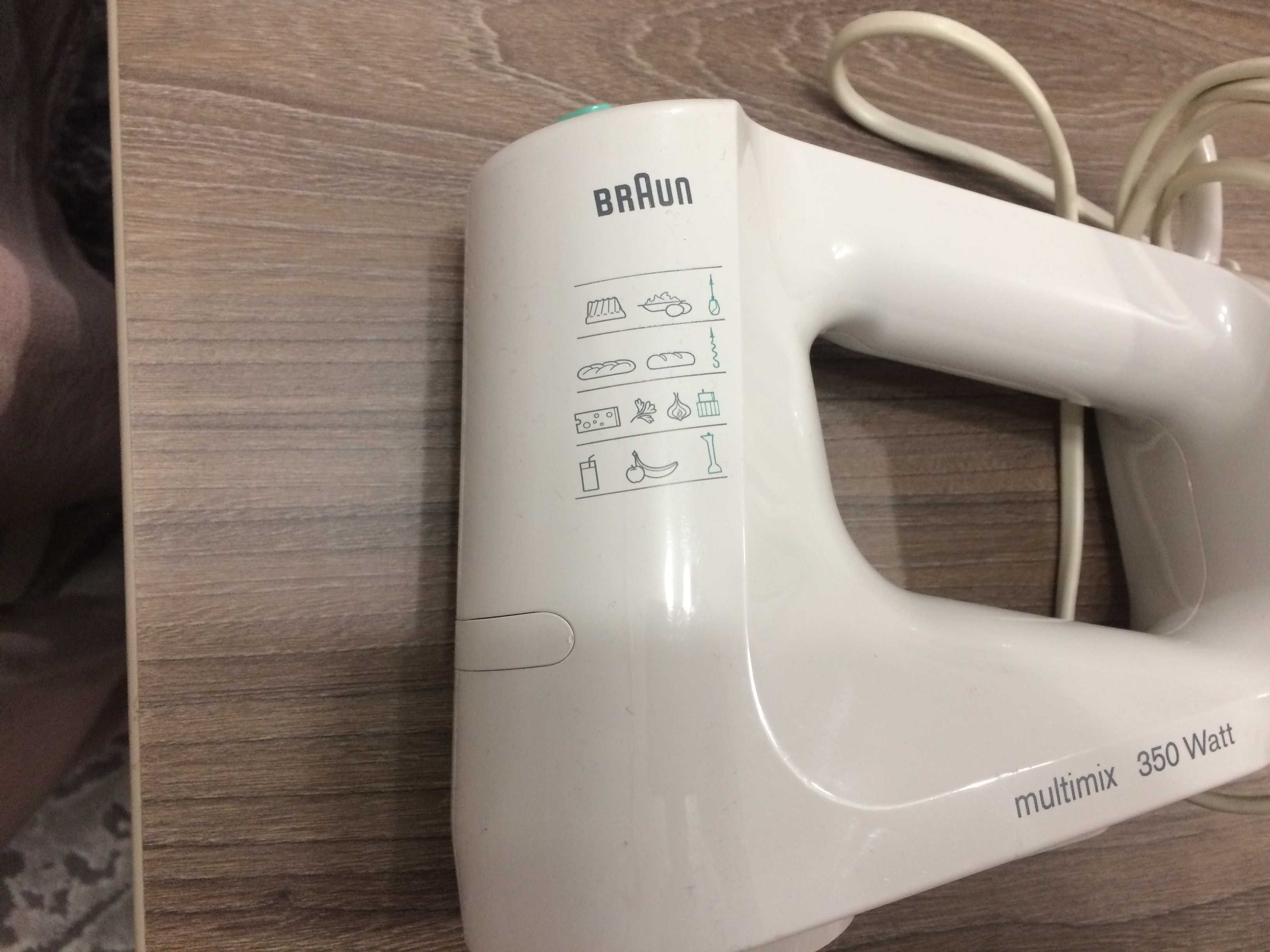 Миксер, ръчен марка BRAUN  и немски сушоар от соца "АКА" за части
