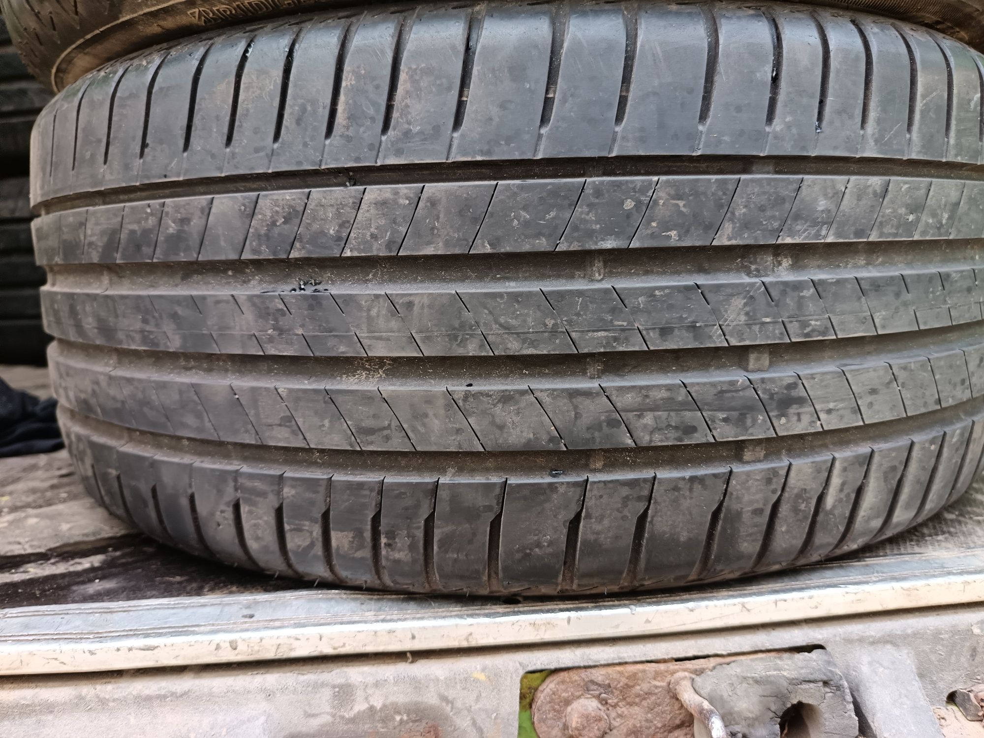 Anvelope vara 225 40 18 bridgestone 2019.5.5mm