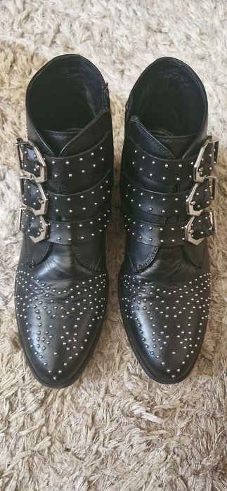 Ghete din  piele 39
