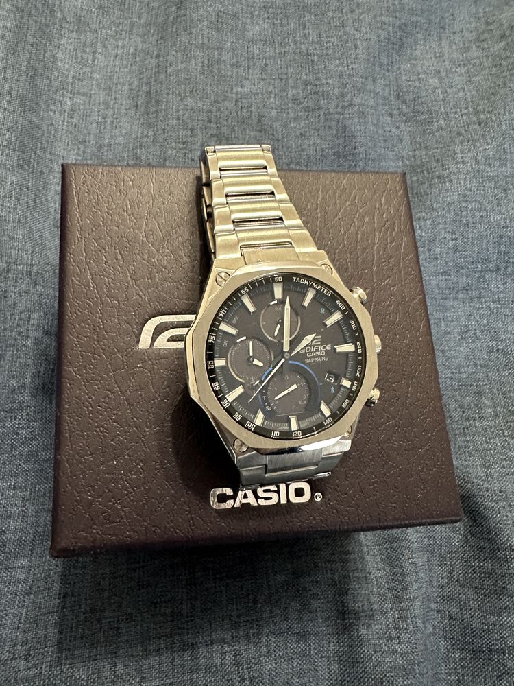 Продам наручные часы Casio Edifice EQB-1100-1А