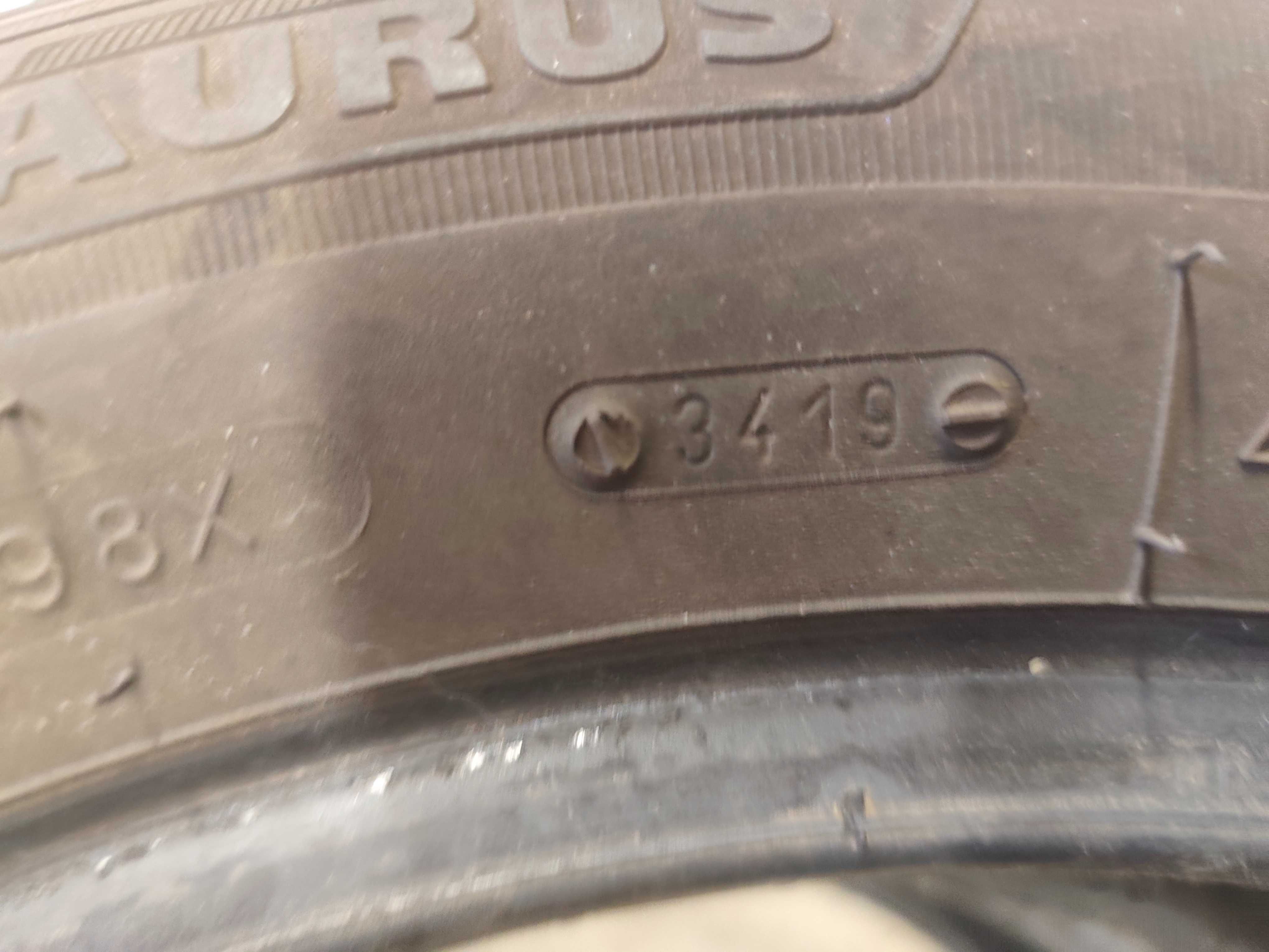 Зимни Гуми Taurus 215/60 R16 99H