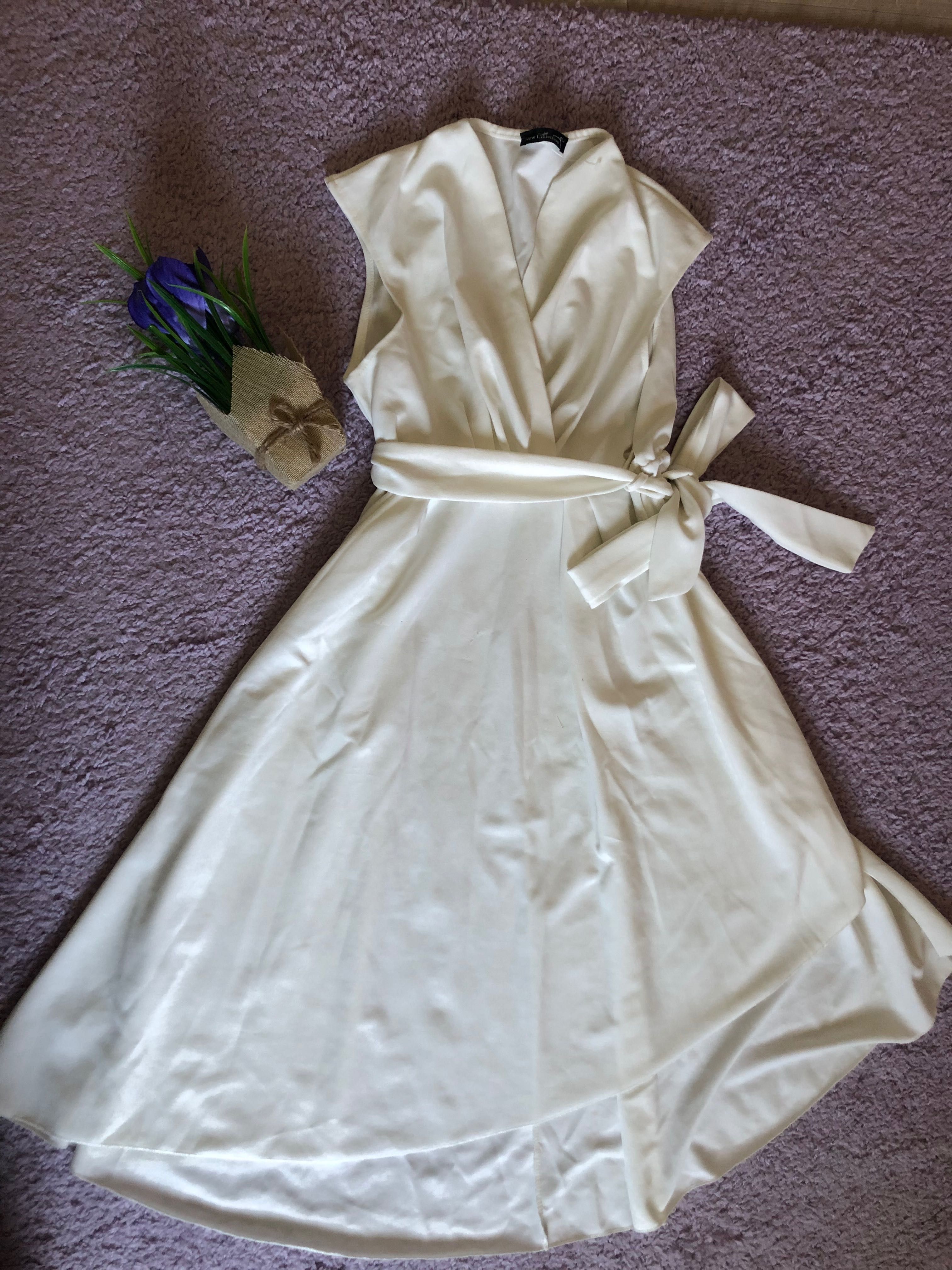 New Collection, нова бяла рокля! Намалена!