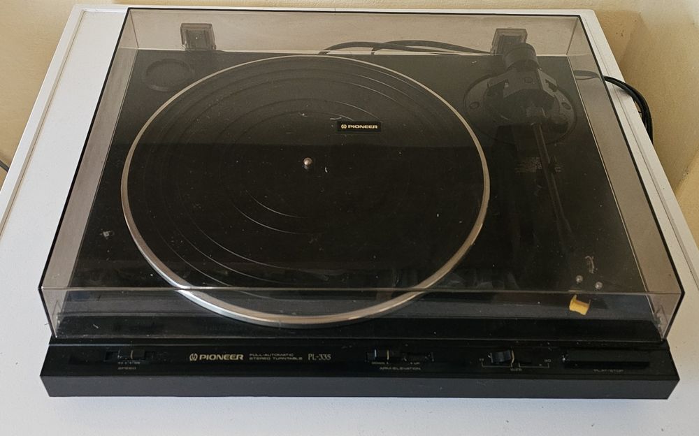 Грамофон Pioneer PL-335