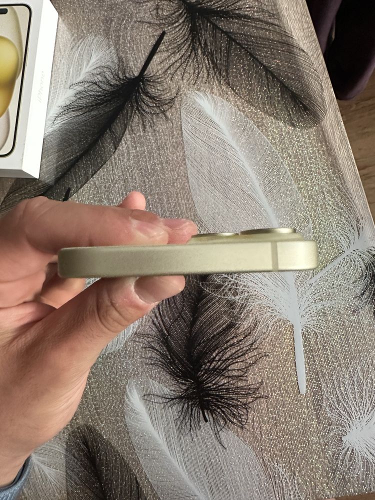 Iphone 15 Yellow 128gb 100%