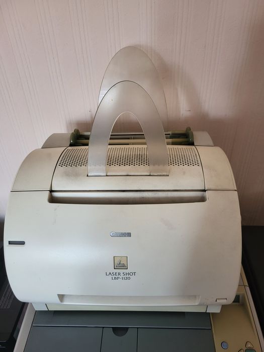 Продам принтер Canon Laser Shot LBP 1120