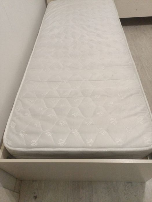 Продам кровать хорошем состоянии