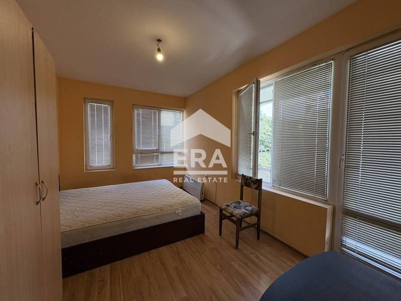 Продава се Тристаен апартамент в Варна, Базар Левски - 99 кв.м за 2324 €/кв.м - Снимка #4