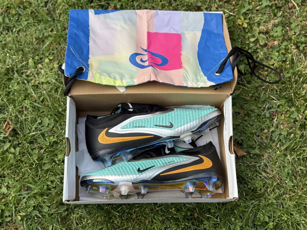 Чисто нови бутонки nike elite!!!