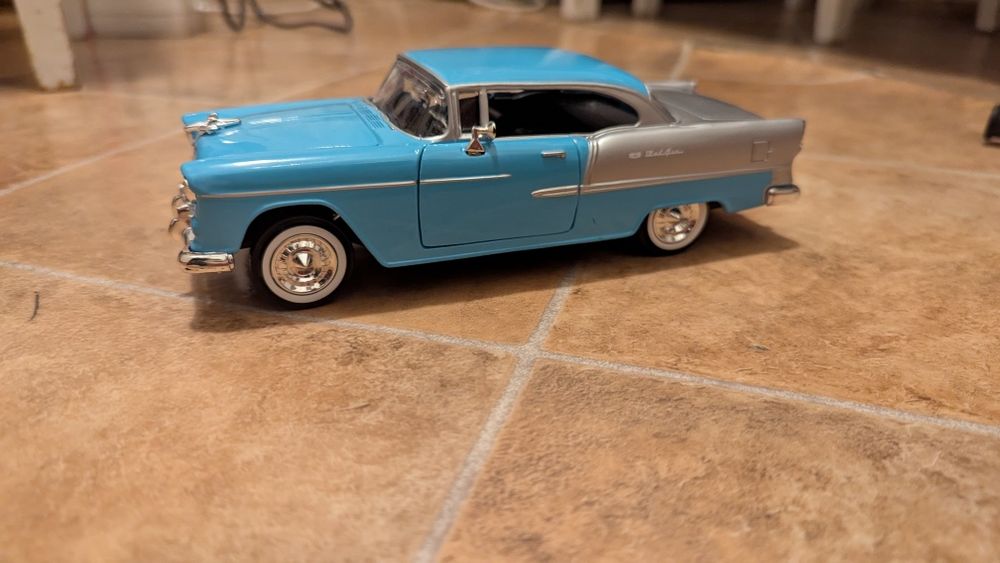 Macheta Chevrolet Bel Air 1955 1:24