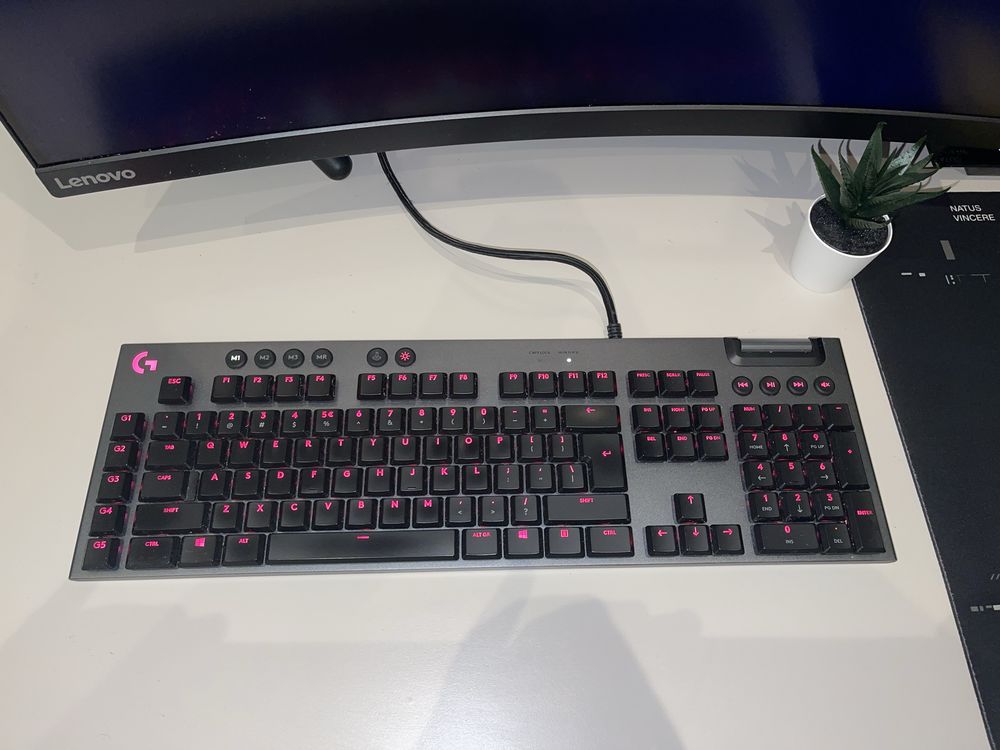 Logitech G815 клавиатура
