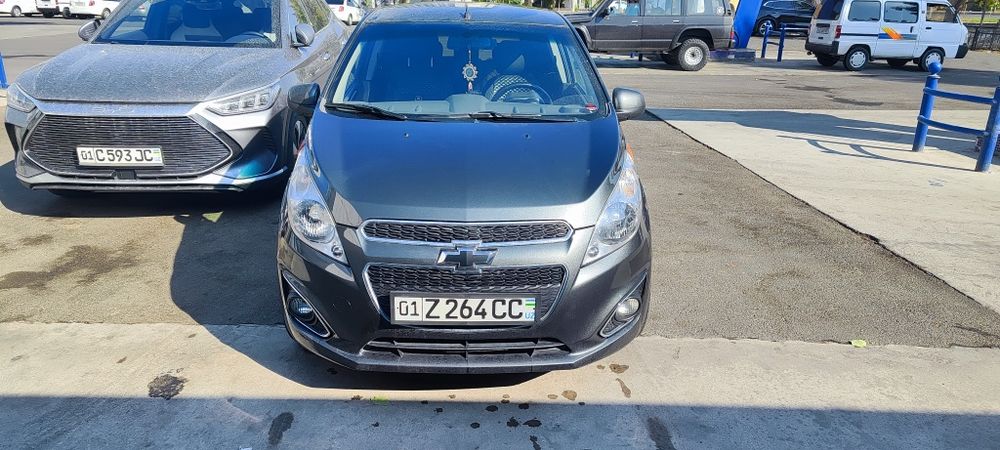 Продаются Спарк 21 год краска родной