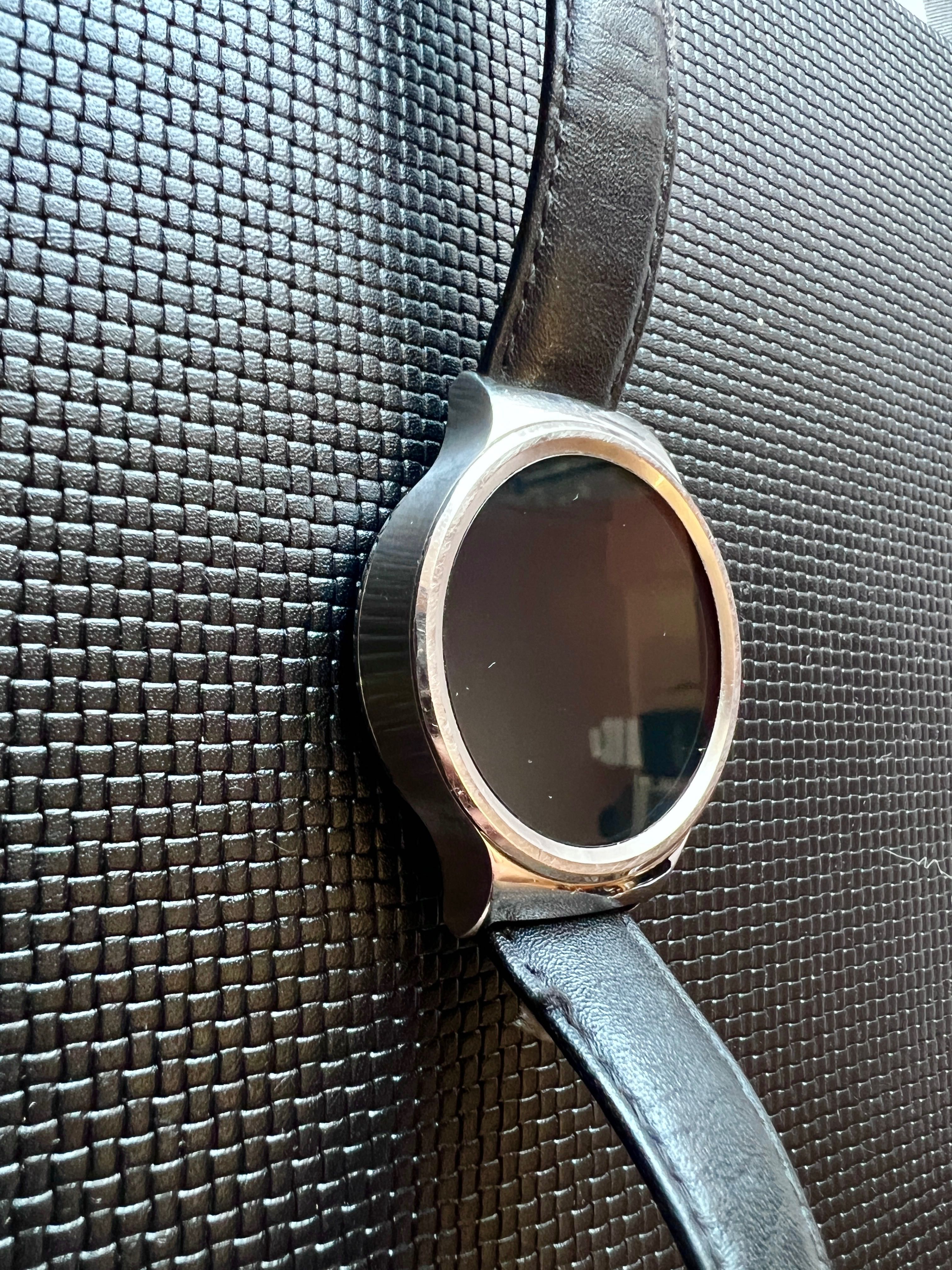 SmartWatch Huawei W1  in perfecta stare / ca si nou