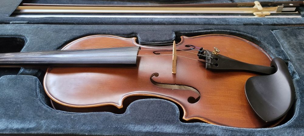 Продам скрипку бу