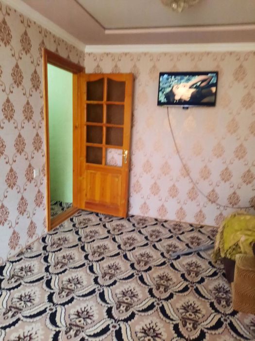 Сдаётся 1 ком переделана в 2 х ком в Микрорайоне