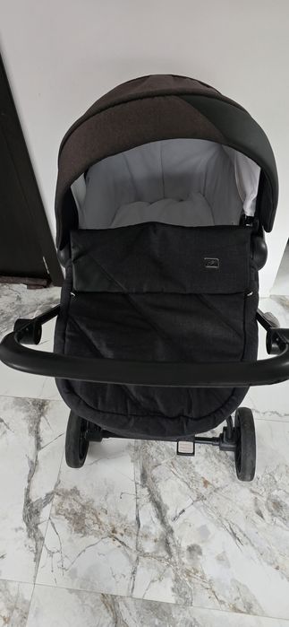 Тъмно сива Бебешка количка Cam Sport