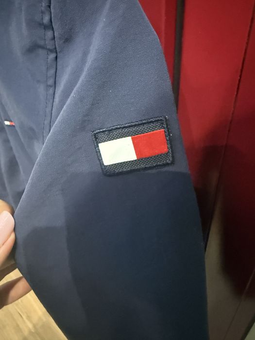 Jacheta Tommy Hilfiger 10 ani, 140cm
