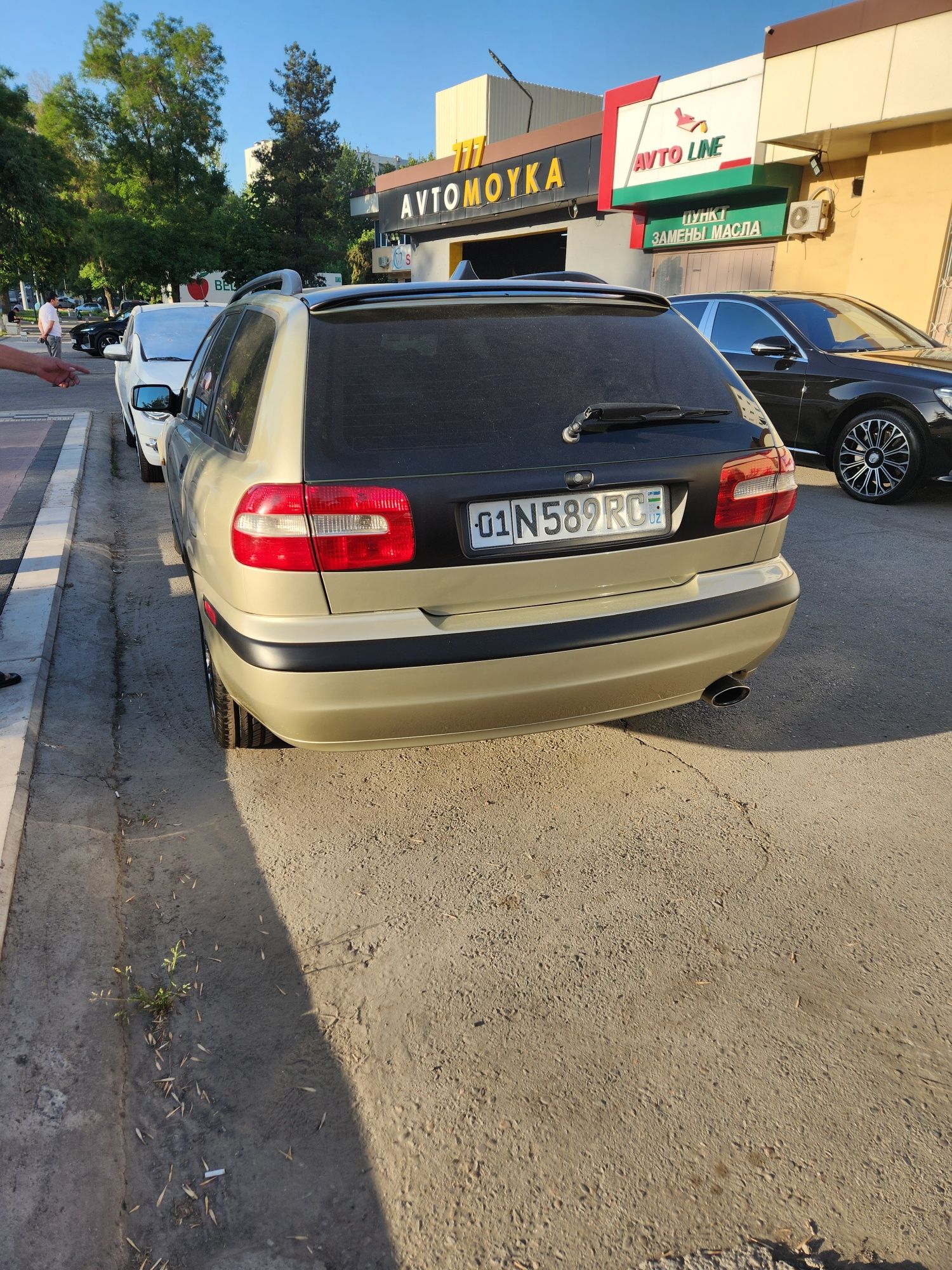 Volvo V40 универсал