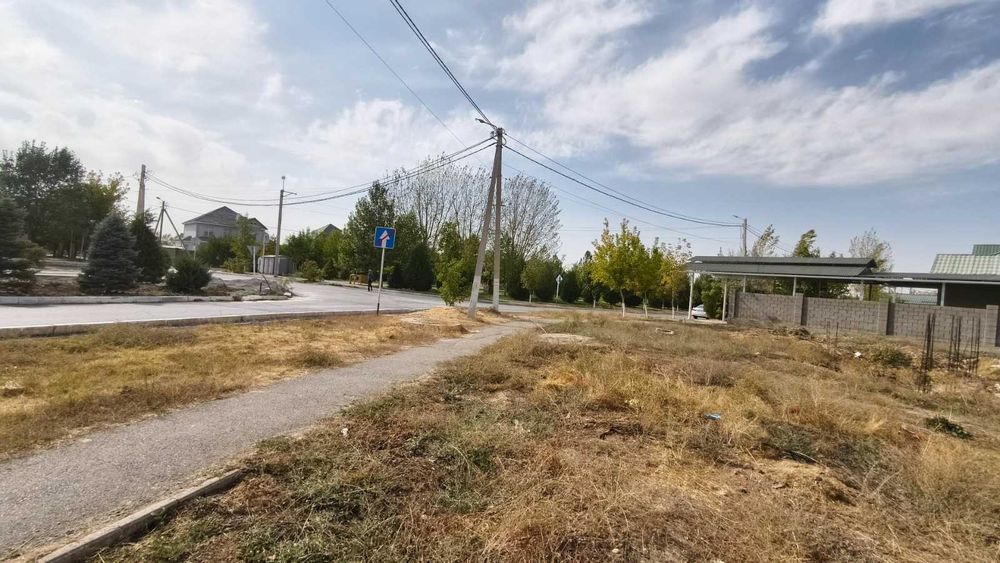 Продаётся угловой участок 10 соток ПОД КОММЕРЦИЮ в мкр. АСАР