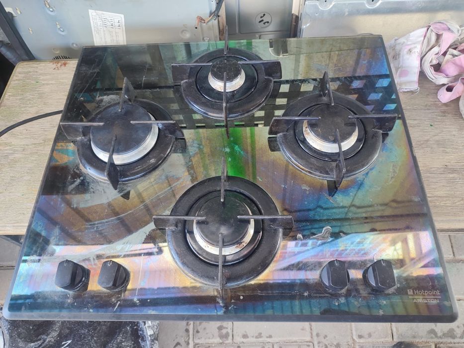 Продам варочную панель Ariston Hotpoint