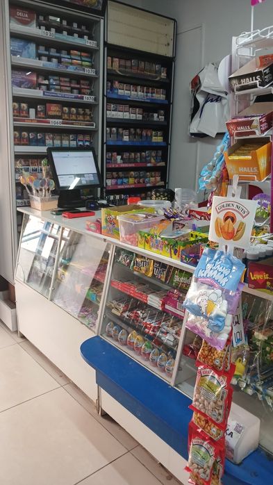 Срочно продается готовый бизнес.  Продуктовый магазин