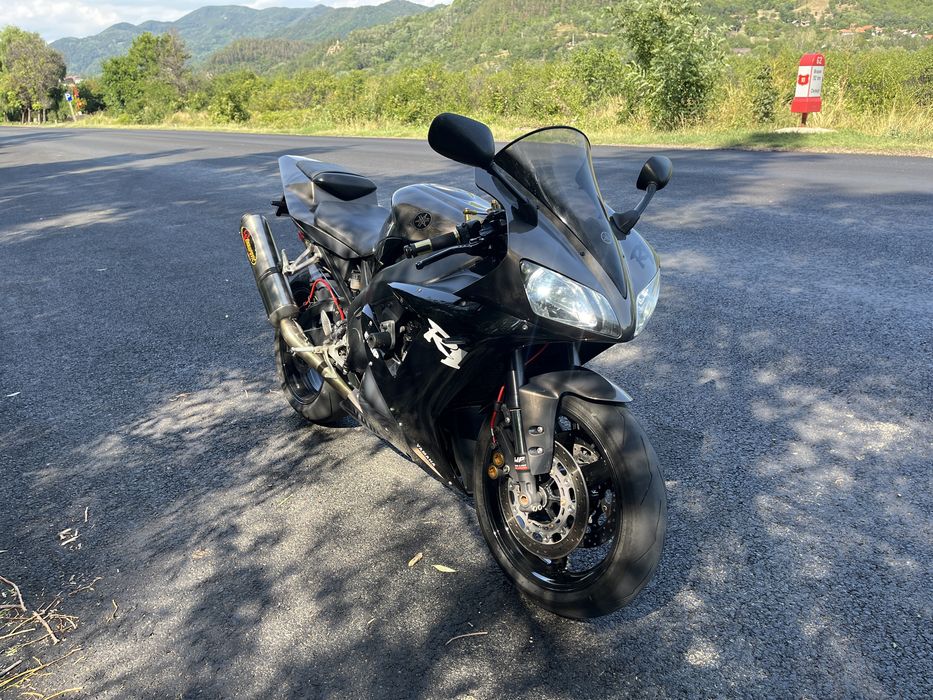 Yamaha R1 RN09 2002/ Variante auto
