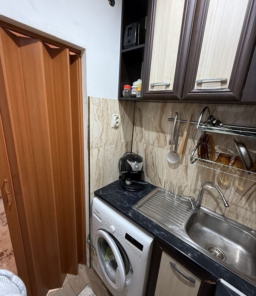 Дава се под наем Двустаен апартамент в Асеновград - 50 кв.м за 280.5 € - Снимка #5