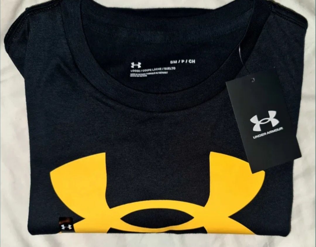 Under Under Armour Тениска - дамска,размер S (Ново)