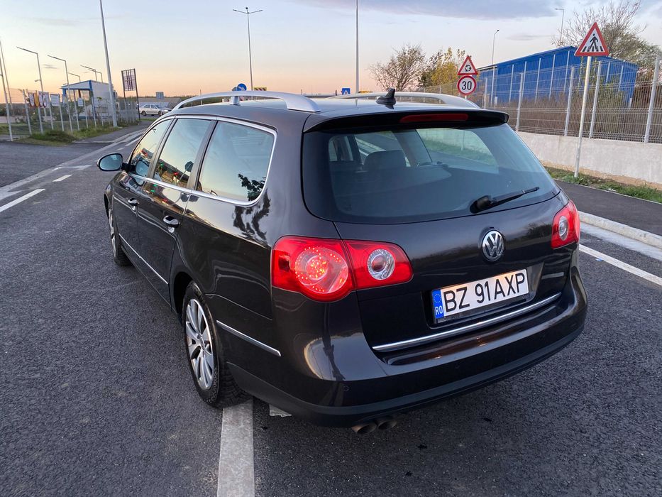 VW Passat B6 Variant Highline 2.0 TDI 140 CP EURO 5
