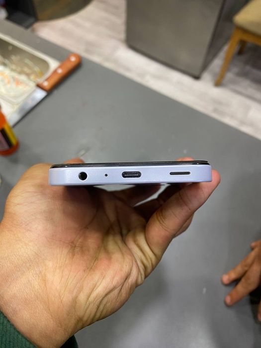 Samsung A25 5G holati ideal