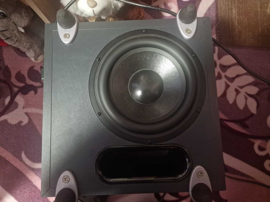 Продавам ресивър Yamaha htr-4072 плюс колони