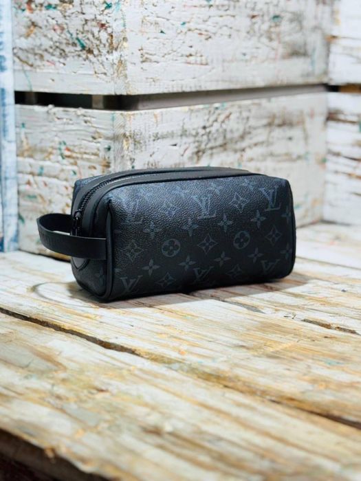 Стилна чантичка.