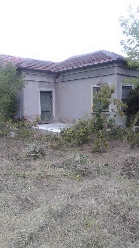 Продава се Къща в Добрич, в.з. Лозята - 30 кв.м за 978 €/кв.м - Снимка #5