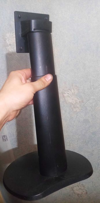 Подставка (кронштейн) для монитора