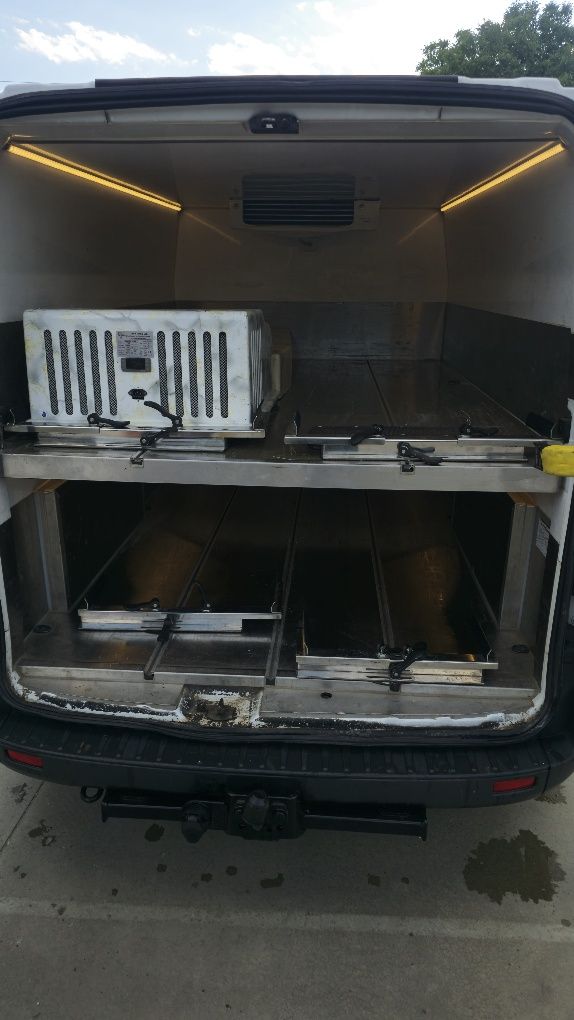 Vând Ford transit custom SD Funerar