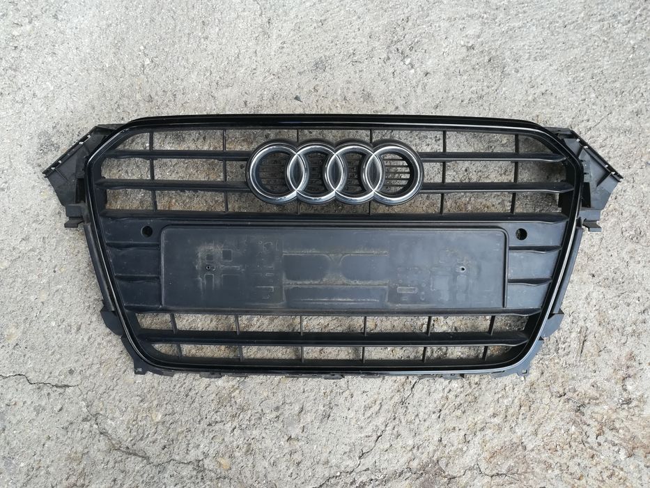 Оригинална решетка Audi A4 B8 facelift Ауди А8 Б8. 5 фейслифт
