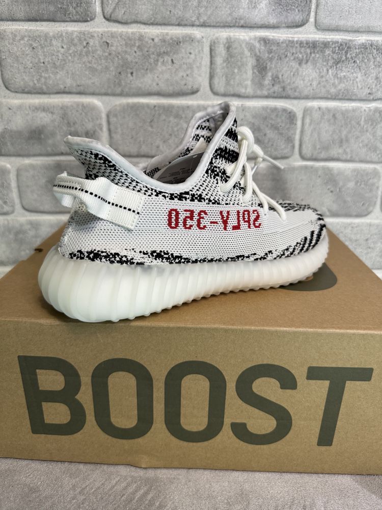 36-45 Yeezy 350 v2 Zebra